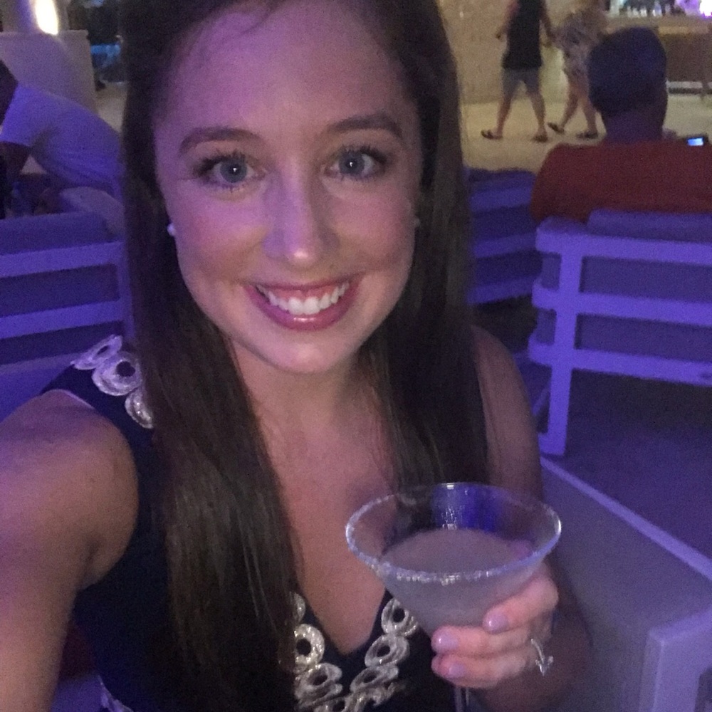 Meet your Posher, Casey